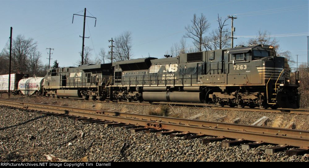NS 7263 leads 14G